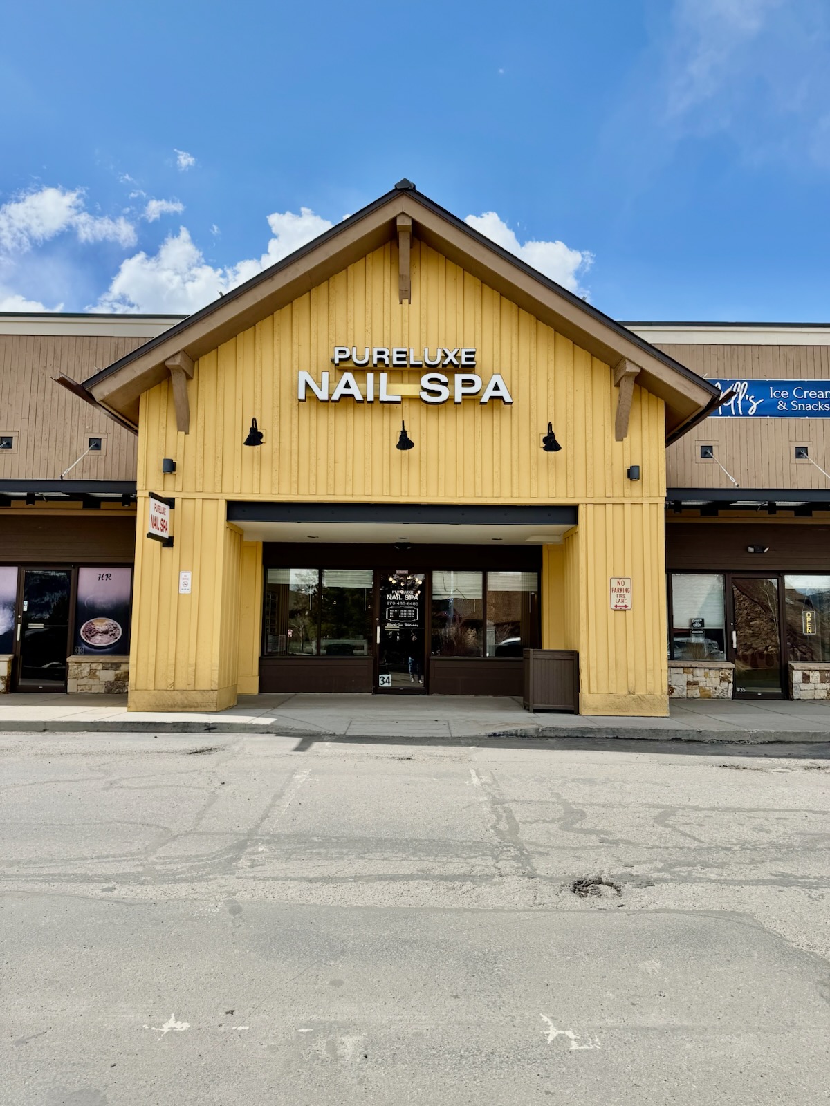 Pureluxe Nail Spa
